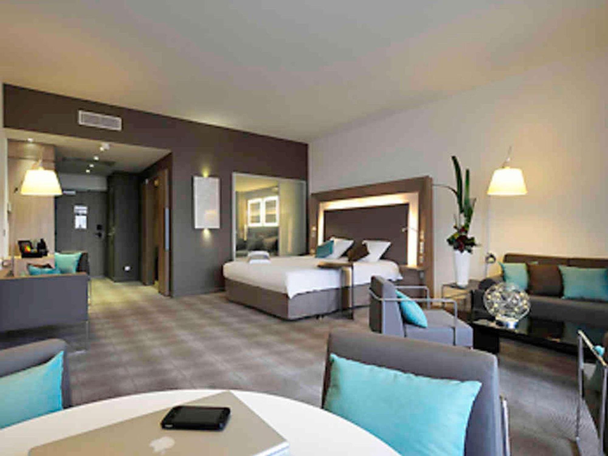 Novotel Avignon Centre Екстер'єр фото